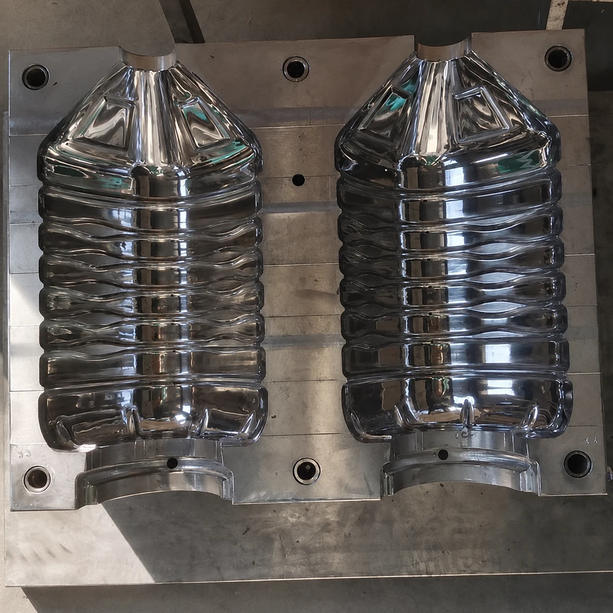Bottle Blow Mold