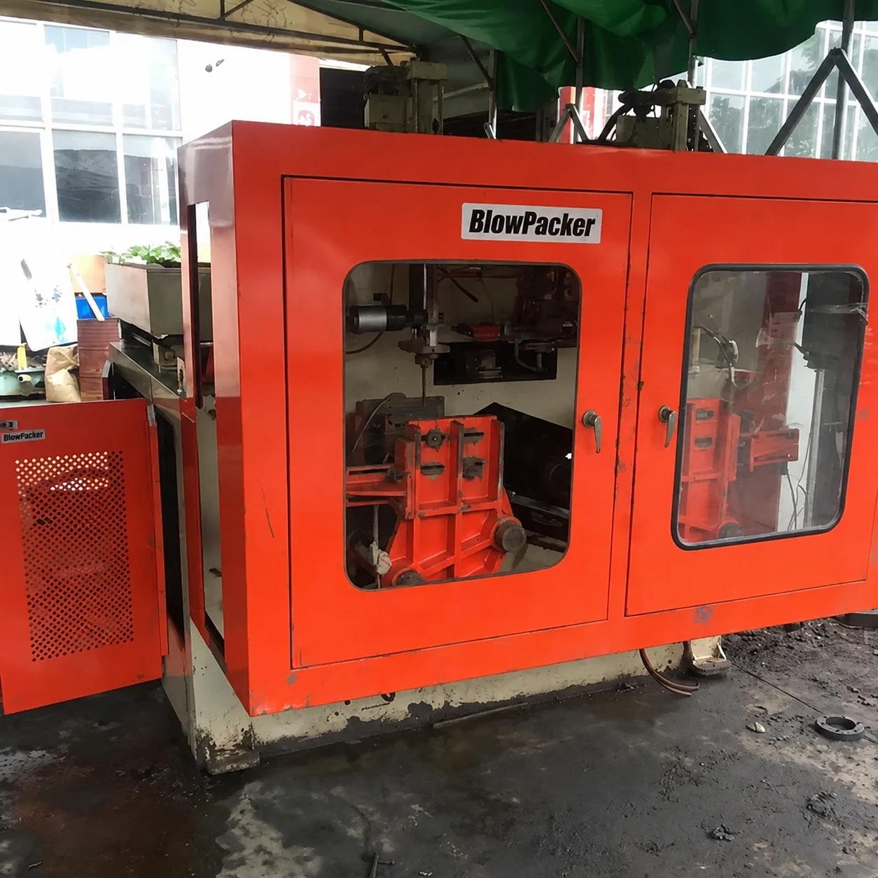 Used Blow Molding Machine